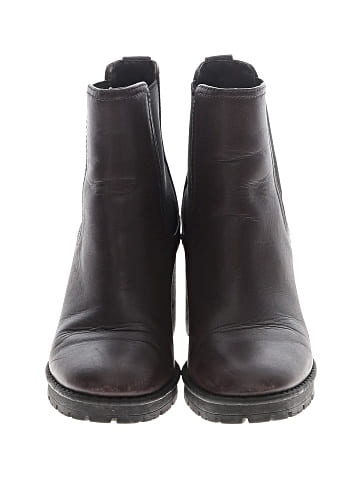 Vince. Ankle Boots (view 2)