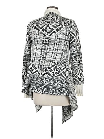 Tiny Cardigan (view 2)