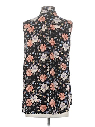 Pleione Sleeveless Blouse (view 2)