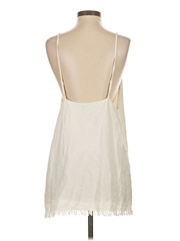TOBI Sleeveless Blouse (view 2)