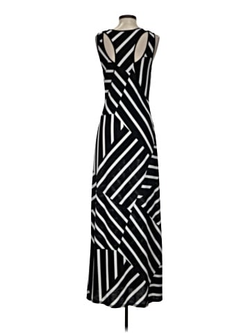 Nouvida Casual Dress (view 2)