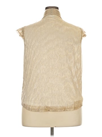 Draper James Sleeveless Button-Down Shirt (view 2)