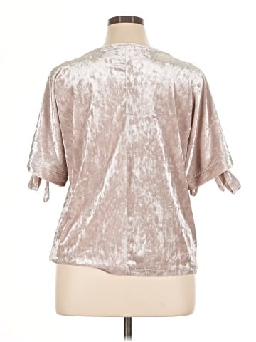 Cupio 3/4 Sleeve Blouse (view 2)