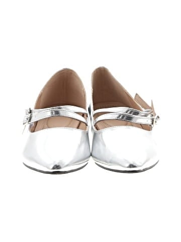 Unbranded Flats (view 2)