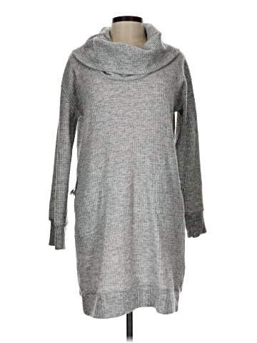 Akini Pullover Sweater (view 1)