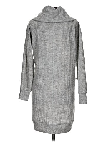 Akini Pullover Sweater (view 2)
