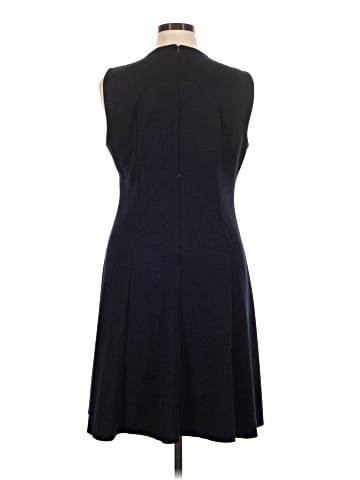 Elie Tahari Casual Dress (view 2)