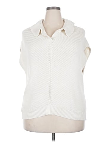 Weatherproof Sleeveless Button-Down Shirt (view 1)