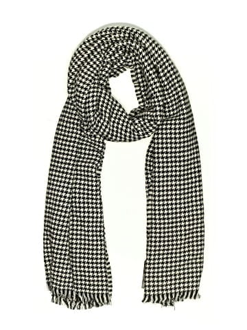 Zara Scarf (view 1)