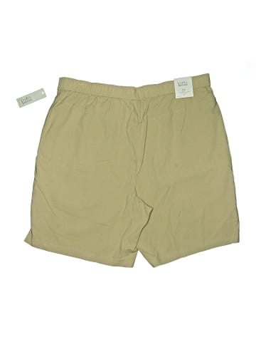 Croft & Barrow Khaki Shorts (view 2)