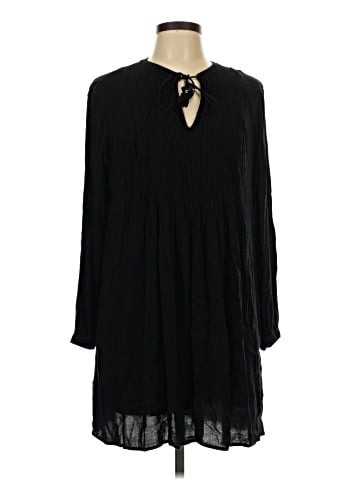 Old Navy Casual Dress (view 1)