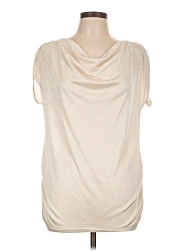 Jennifer Lopez Sleeveless Blouse