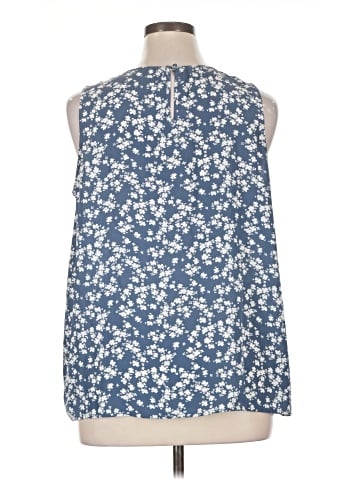 Fun2Fun Sleeveless Blouse (view 2)