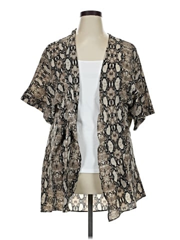 Akira Kimono (view 1)