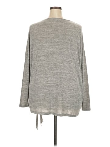 She + Sky 3/4 Sleeve Top (view 2)