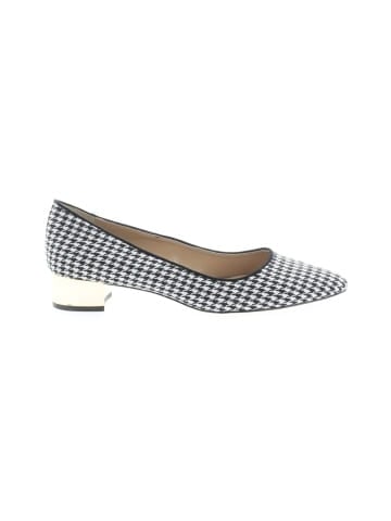 Ann Taylor Flats (view 1)