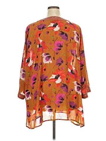 Maggie Barnes 3/4 Sleeve Blouse (view 2)