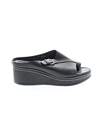 Donald J Pliner Sandals (view 1)