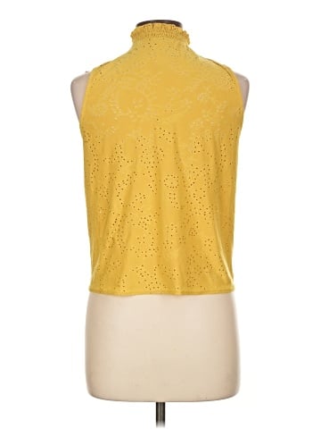 W5 Sleeveless Blouse (view 2)