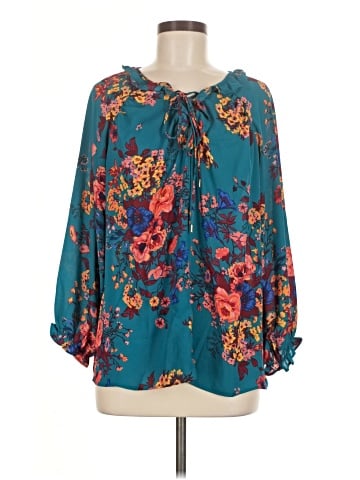 The Pioneer Woman 3/4 Sleeve Blouse (view 1)