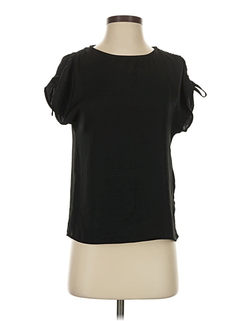 Pre-owned Modcloth Short Sleeve T-shirt In Black