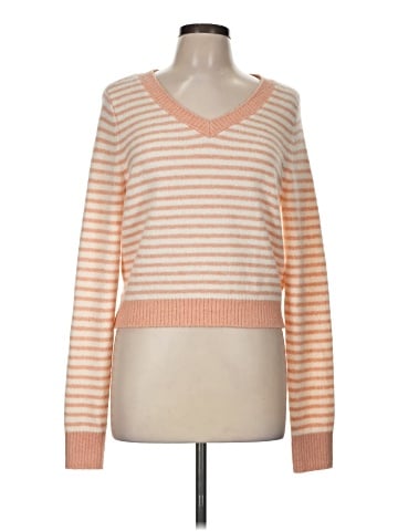 American Eagle Outfitters Pullover Sweater (view 1)