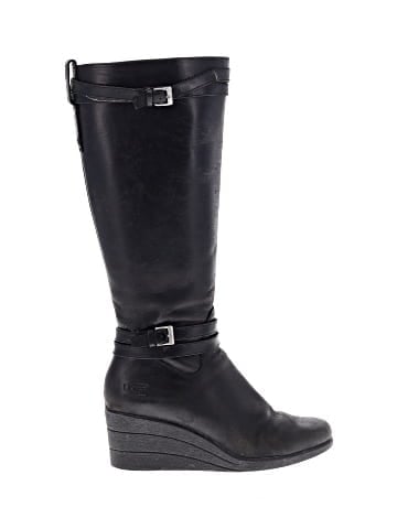 Ugg Boots (view 1)