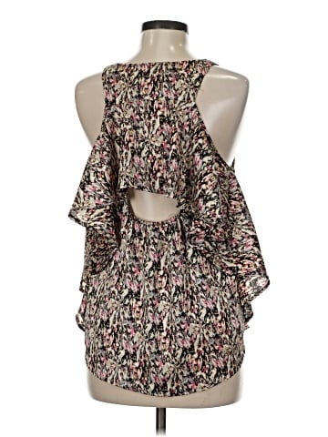 Romeo & Juliet Couture Sleeveless Blouse (view 2)