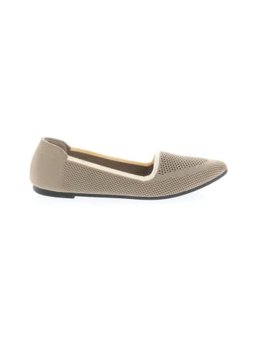 Mia Girl Flats (view 1)