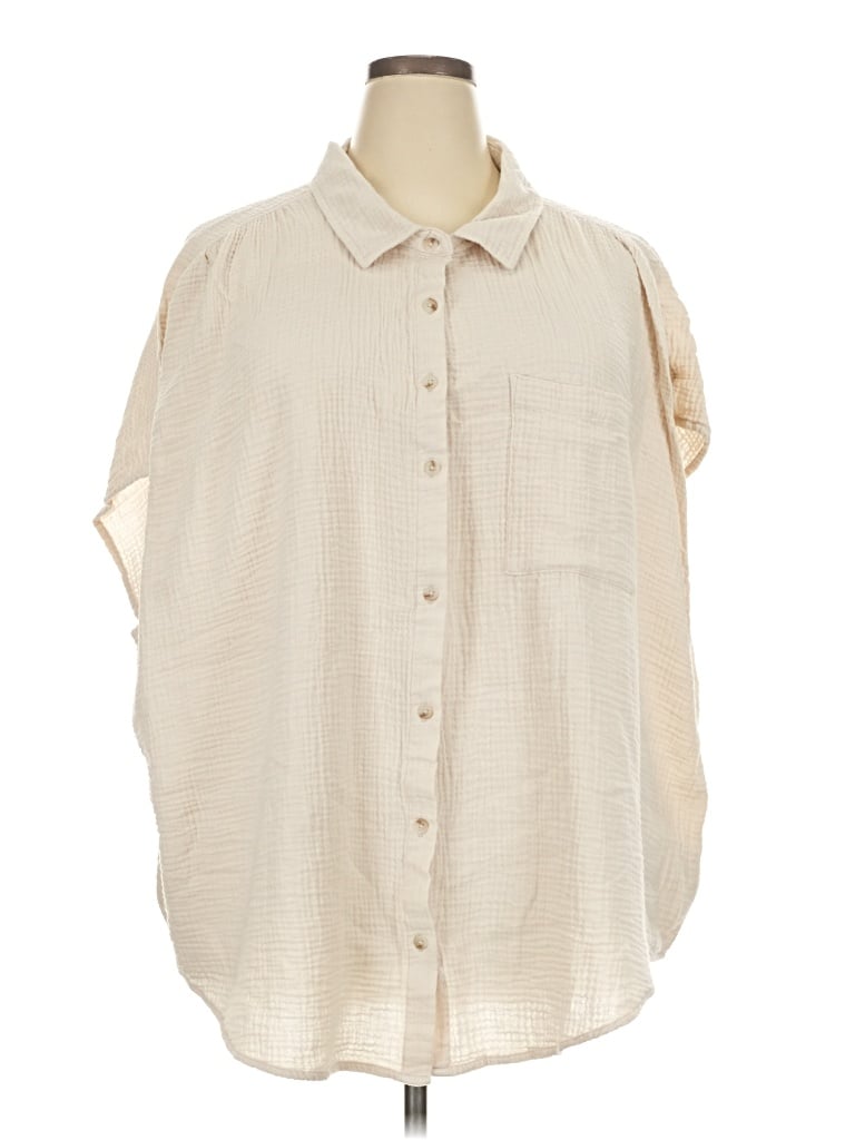 Pre-owned Torrid Sleeveless Button Down Shirt In Ivory