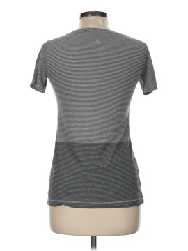 Lululemon Athletica Short Sleeve T-Shirt (view 2)