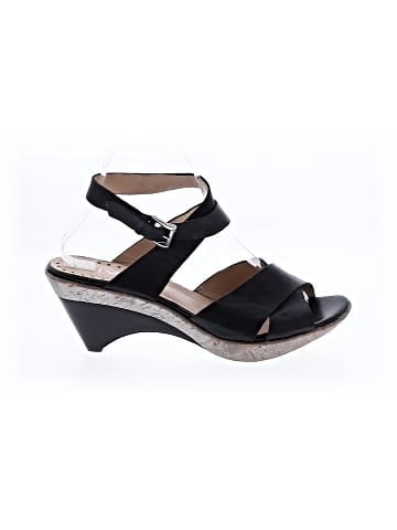 Biviel Wedges (view 1)