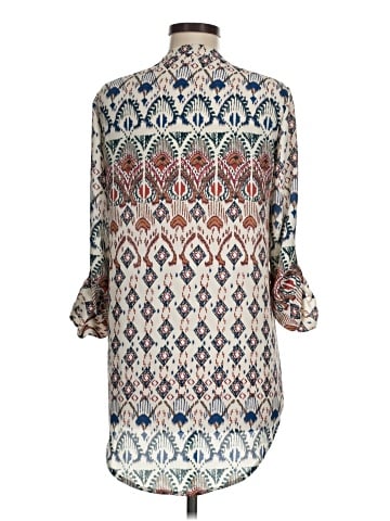 About A Girl 3/4 Sleeve Blouse (view 2)