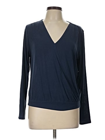 Ann Taylor LOFT Outlet Long Sleeve T-Shirt (view 1)