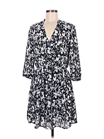 Xhilaration Casual Dress (view 1)