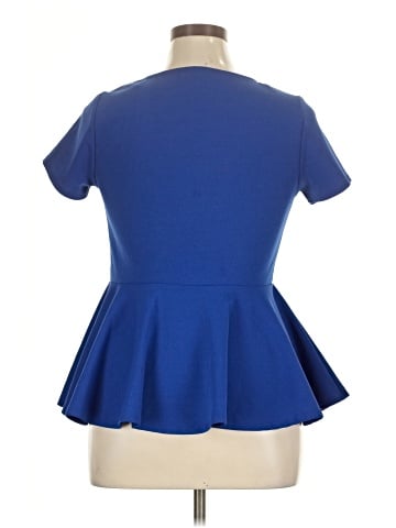 FASHION TO FIGURE Short Sleeve Top (view 2)