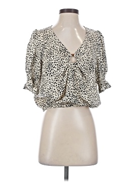 Express Outlet 3/4 Sleeve Blouse