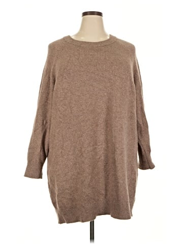 Old Navy Pullover Sweater (view 1)