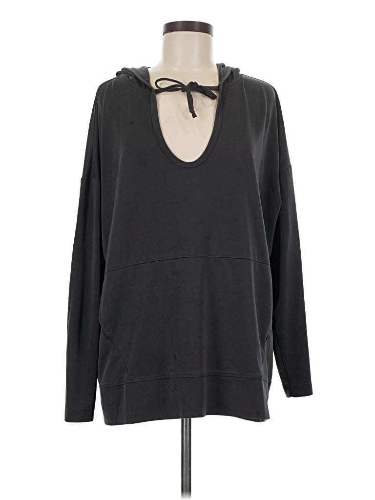 Pre-owned Fabletics Pullover Hoodie In Black