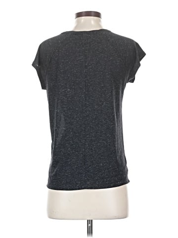 Victoria's Secret Short Sleeve T-Shirt (view 2)