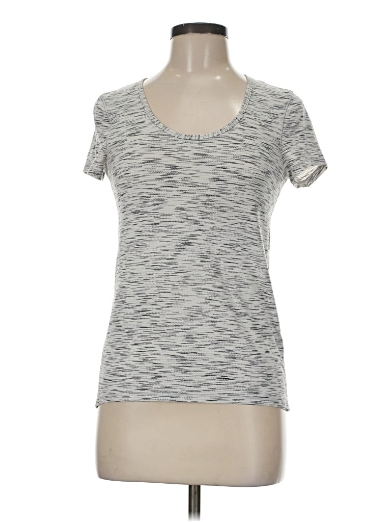 Pre-owned Lululemon Athletica Active T-shirt In Gray