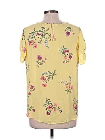 Lily White Short Sleeve Blouse (view 2)