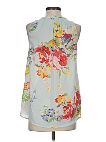 Kenar Sleeveless Blouse (view 2)