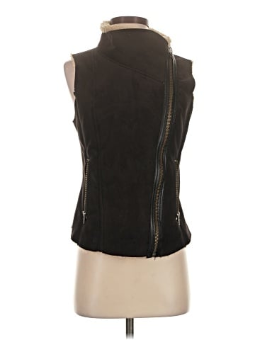 Hinge Vest (view 1)