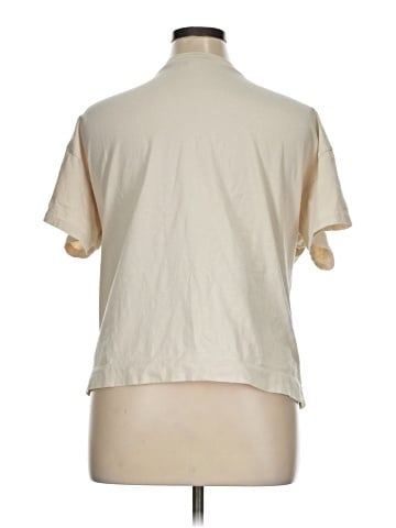 Old Navy Short Sleeve T-Shirt (view 2)