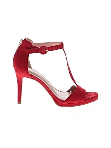 Kelly & Katie Heels (view 1)