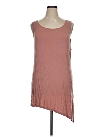 Logo Layers Sleeveless T-Shirt (view 1)