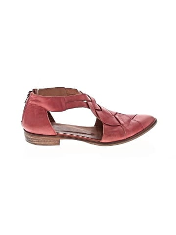 Free People Flats (view 1)