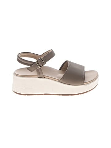 ABEO Wedges (view 1)