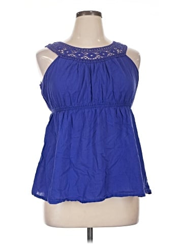 Uniform John Paul Richard Sleeveless Blouse (view 1)